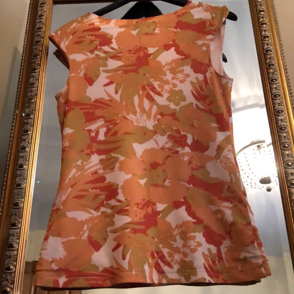 RELATIVITY Preloved Sleeveless Tropical Print Top - Picture 3 of 7